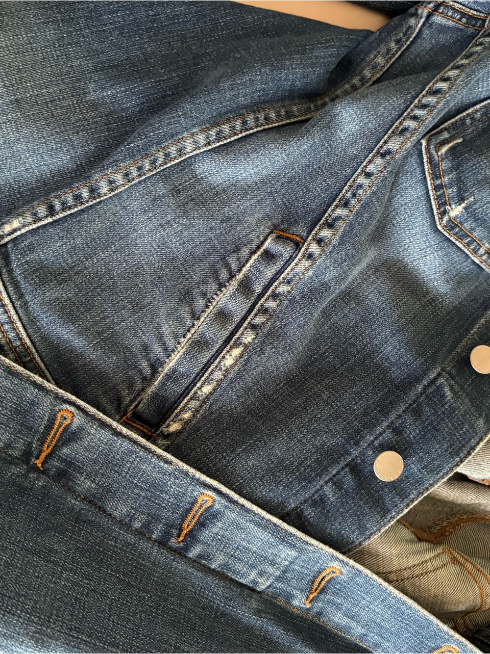 L'AGENCE Medium Blue Distressed Denim Jacket - Picture 10 of 10
